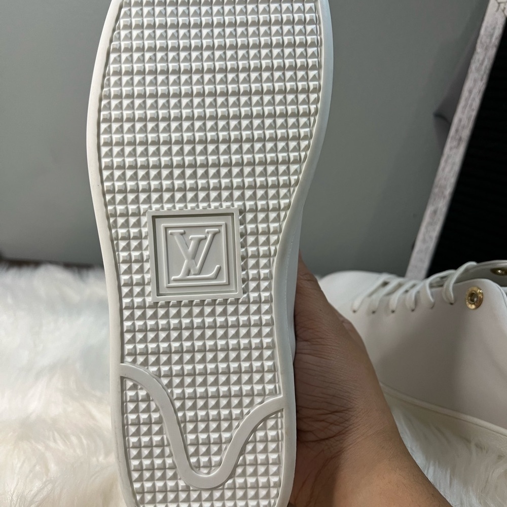 𝅺LOUIS vuitton white sneakers (size 40) check description - Picture 10 of 17